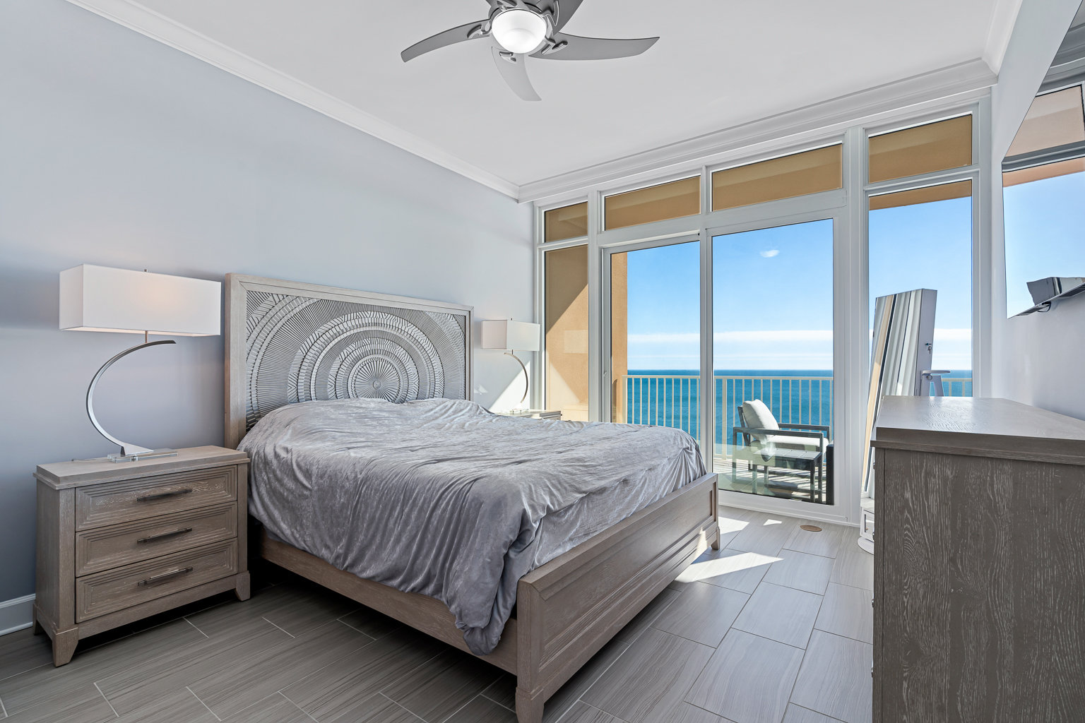 Phoenix Gulf Towers Primary Bedroom